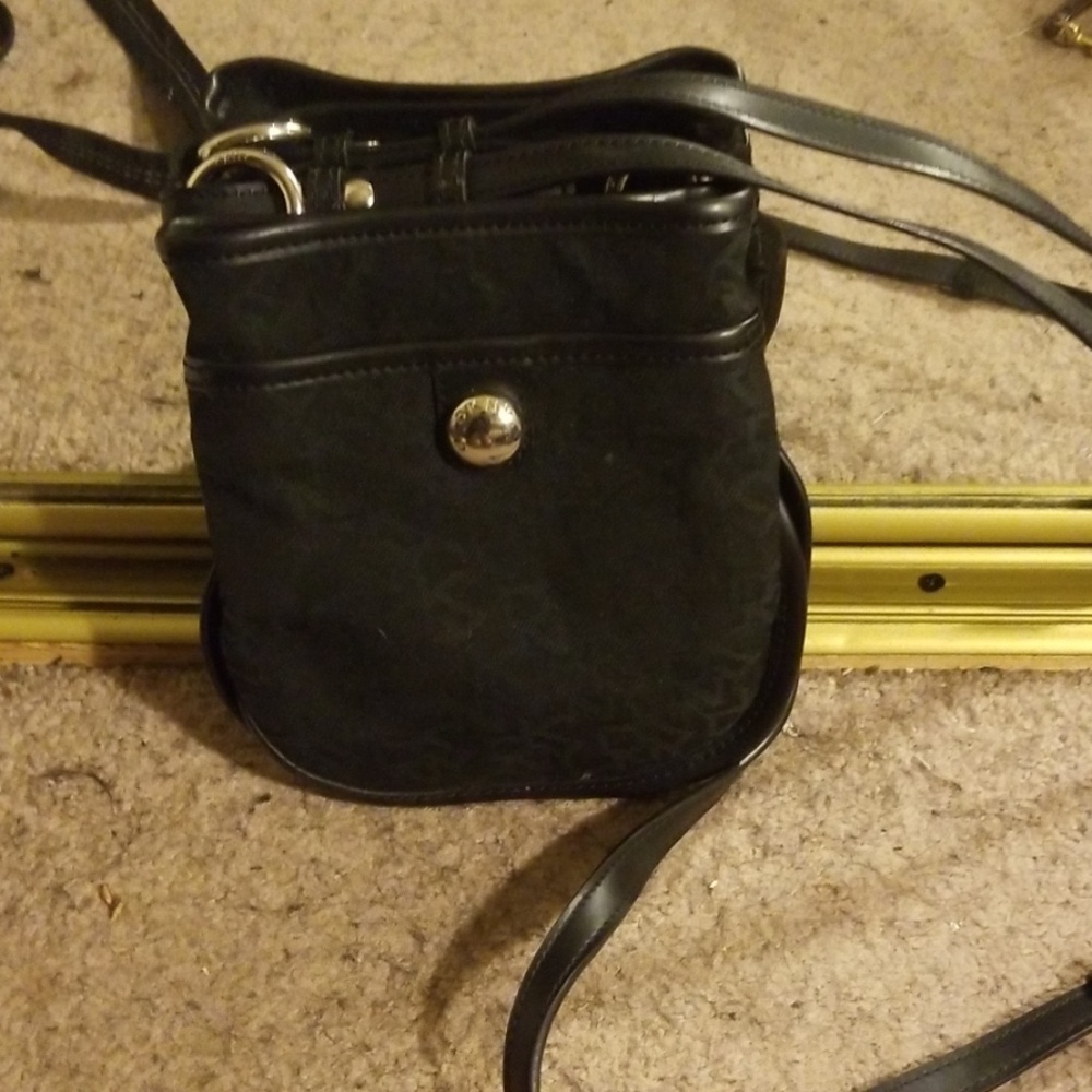 Very small dkny cross body  very good condition